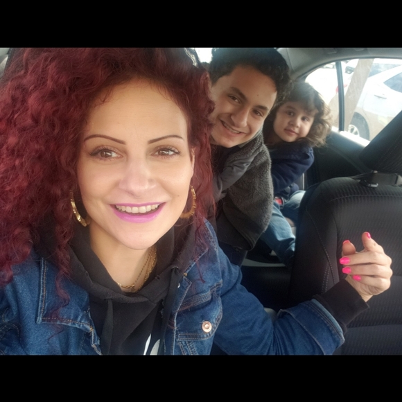 Meet your Posher, Amy - Picture 5 of 8